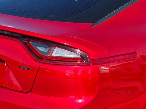 Used 2018 Kia Stinger GT1 RWD image 29