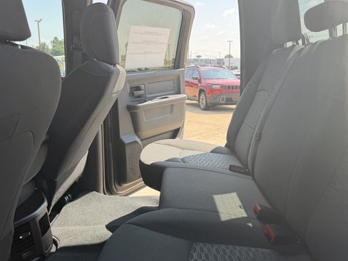 New 2026 RAM 2500 Tradesman AWD/4WD image 37