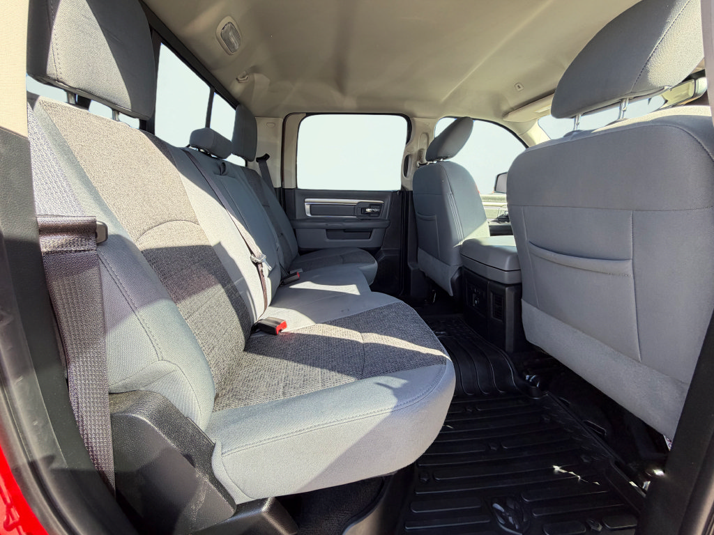 Used 2017 RAM 1500 Classic SLT w/ Luxury Group AWD/4WD image 36