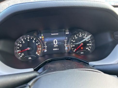 Used 2024 Jeep Compass Limited image 7