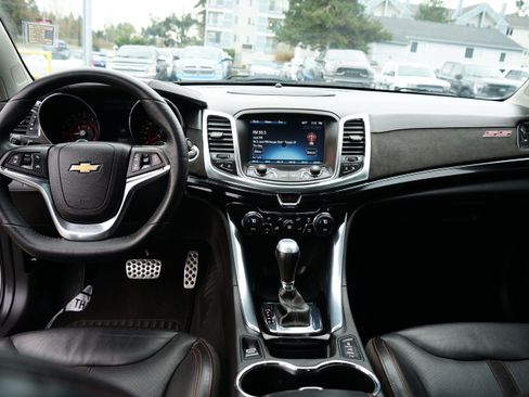 Used 2014 Chevrolet SS RWD image 17