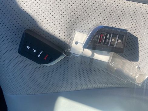 Used 2023 Acura MDX FWD w/ Technology Package image 32