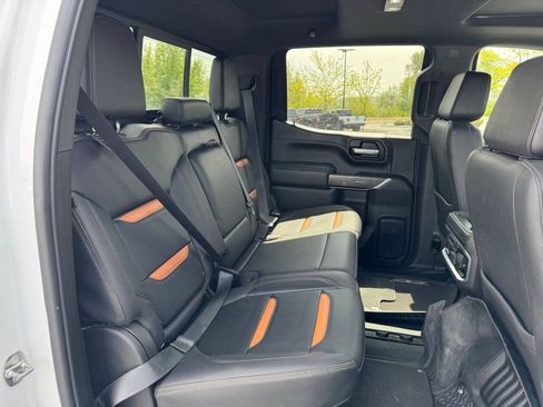 Used 2021 GMC Sierra 1500 AT4 w/ AT4 Premium Package AWD/4WD image 19