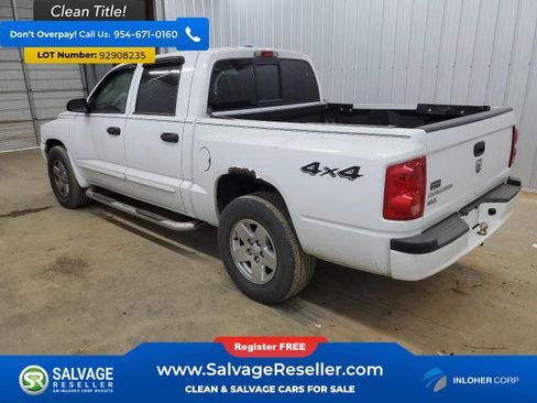Used 2006 Dodge Dakota SLT image 3