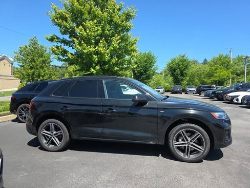 Used 2023 Audi Q5 e Premium Plus w/ Premium Plus Package AWD/4WD image 2