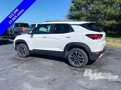 Used 2024 Chevrolet TrailBlazer LT w/ LT Cold Weather Package AWD/4WD image 6