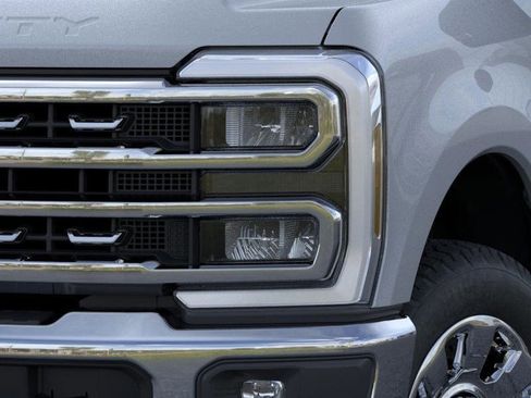 New 2026 Ford F250 Lariat w/ Chrome Package image 41