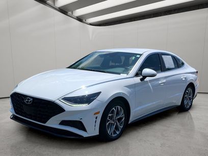 Certified 2023 Hyundai Sonata SEL w/ Preferred Accessory Package