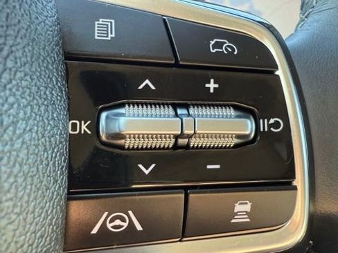 Used 2025 Kia Sorento SX image 48