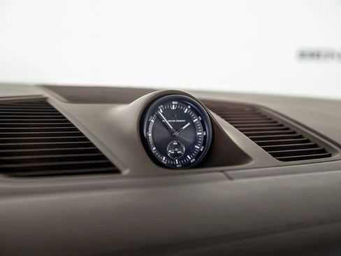 Used 2022 Porsche Cayenne Turbo S image 33