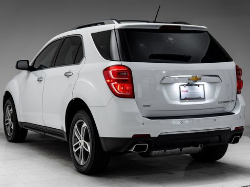 Used 2016 Chevrolet Equinox LTZ w/ Enhanced Convenience Package AWD/4WD image 3