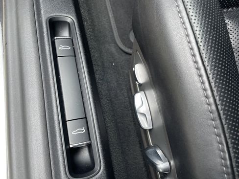 Used 2017 Porsche 718 Boxster S image 30