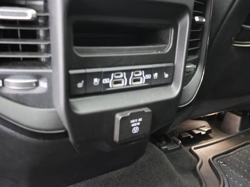 Used 2023 RAM 1500 Limited w/ Night Edition AWD/4WD image 34