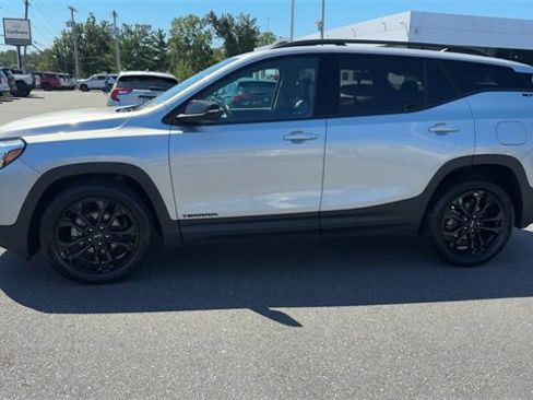 Certified 2021 GMC Terrain SLT w/ Elevation Edition image 5