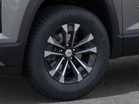 Used 2025 Chevrolet Equinox LT FWD image 11