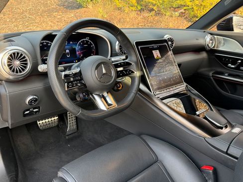 Used 2023 Mercedes-Benz SL 43 AMG image 15