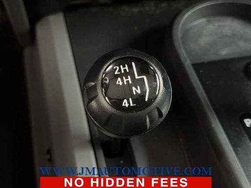 Used 2009 Jeep Wrangler Sahara w/ Dual Top Group AWD/4WD image 27