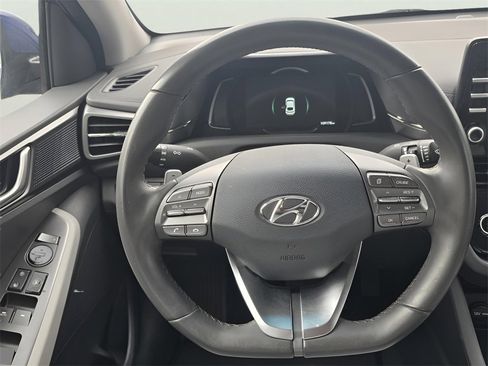 Used 2022 Hyundai Ioniq SE image 30