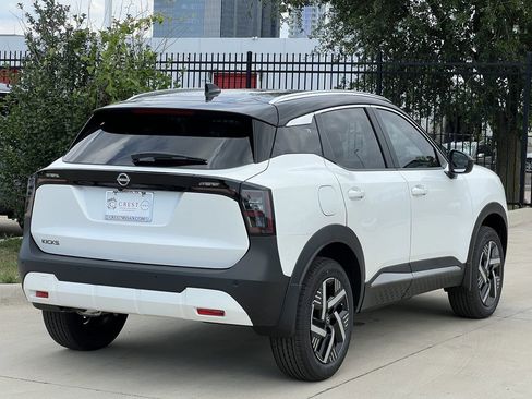 New 2026 Nissan Kicks SV FWD image 4