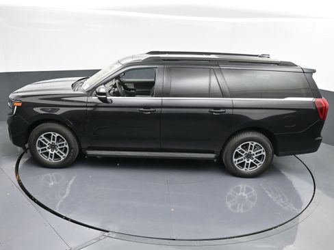 Used 2025 Ford Expedition Max Active image 33