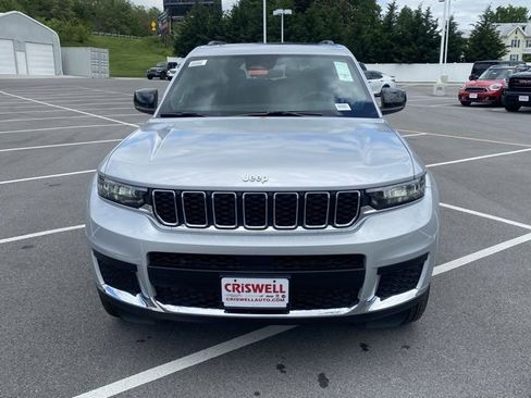 New 2025 Jeep Grand Cherokee L Laredo w/ Luxury Tech Group I image 10