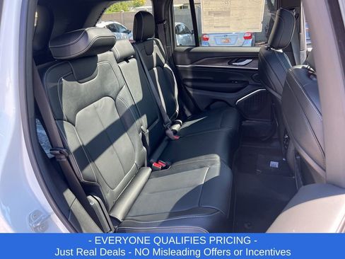 New 2025 Jeep Grand Cherokee Overland w/ Trailer Tow Package image 25