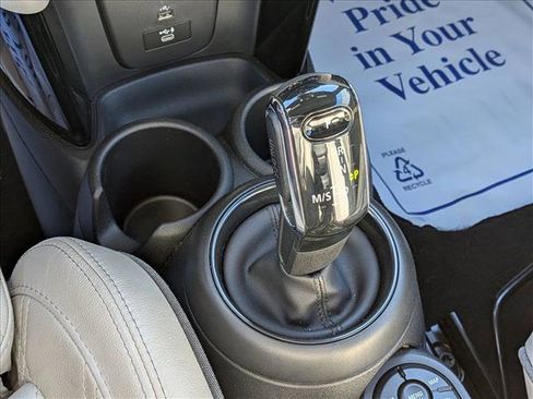 Used 2022 MINI Cooper S image 17