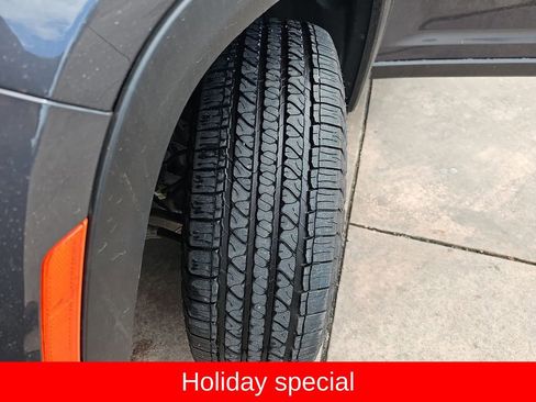 New 2025 Jeep Grand Cherokee Laredo w/ Luxury Tech Group I image 34