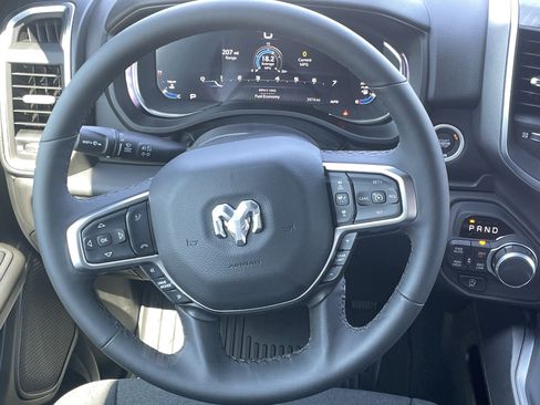 Used 2026 RAM 1500 Big Horn AWD/4WD image 17
