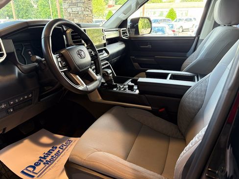 Used 2024 Toyota Tundra SR5 w/ SR5 Convenience Package AWD/4WD image 2