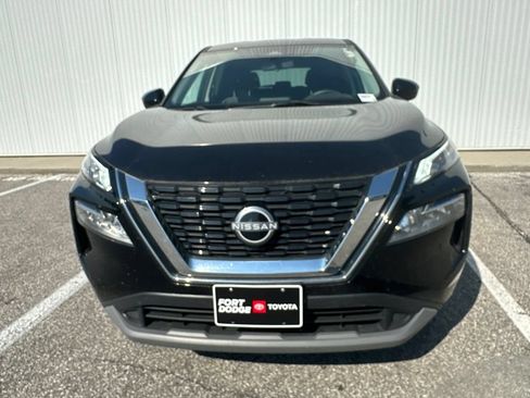 Used 2023 Nissan Rogue SV AWD/4WD image 11