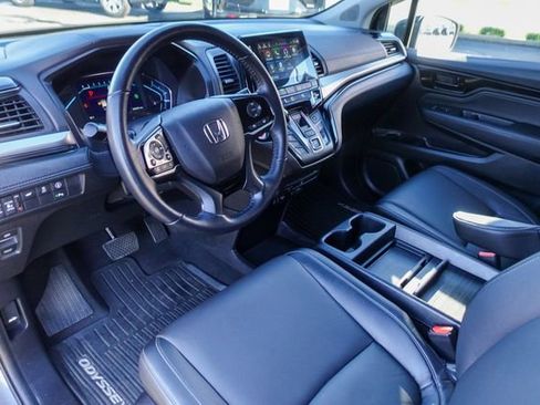 Used 2022 Honda Odyssey Touring image 11