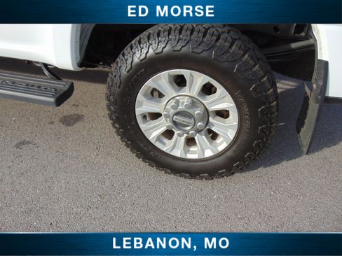 Certified 2022 Ford F250 XLT w/ XLT Value Package image 9