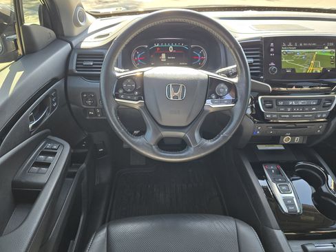 Used 2022 Honda Pilot Elite image 17