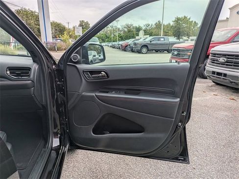 Used 2024 Dodge Durango GT image 29