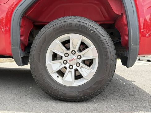 Used 2022 GMC Sierra 1500 Pro w/ Pro Value Package AWD/4WD image 9