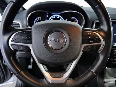 Used 2019 Jeep Grand Cherokee Altitude AWD/4WD image 21