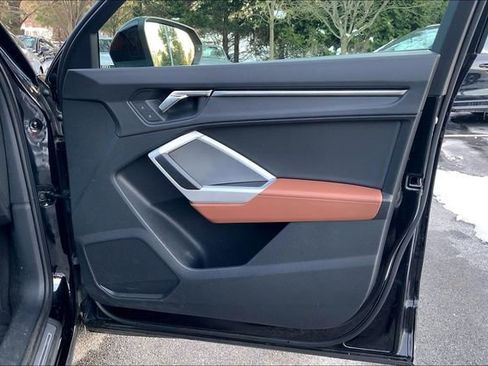 Used 2023 Audi Q3 2.0T Premium w/ Convenience Package image 20