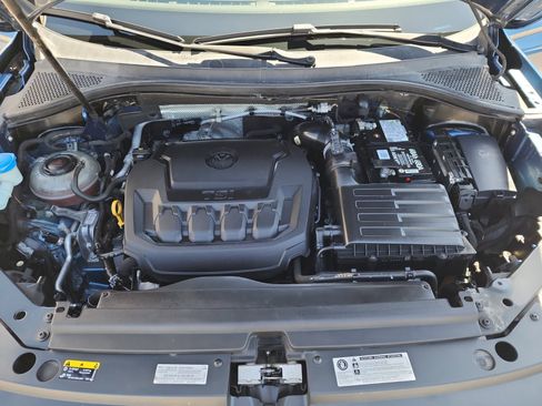 Used 2018 Volkswagen Tiguan SE image 22