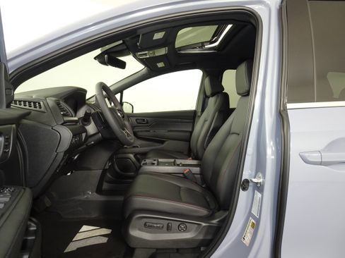 New 2026 Honda Odyssey Sport-L image 4