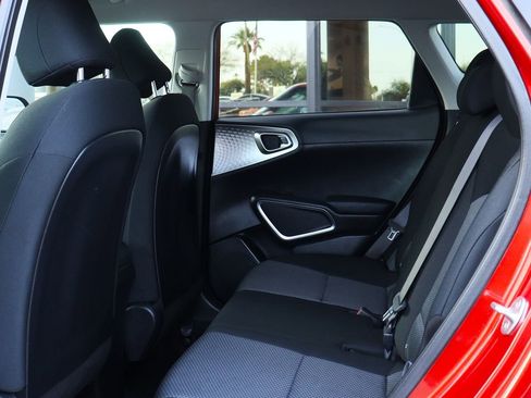 Used 2024 Kia Soul LX w/ Option Group 015 image 28