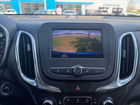 Used 2020 Chevrolet Equinox LT FWD image 11