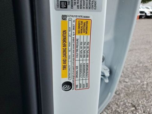New 2026 GMC Sierra 3500 Denali Ultimate AWD/4WD image 33
