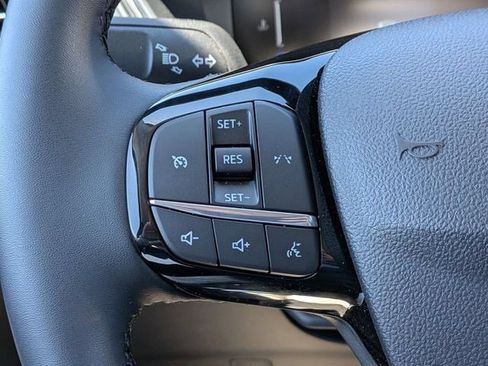 Used 2025 Ford Escape Active w/ Cold Weather Package AWD/4WD image 18