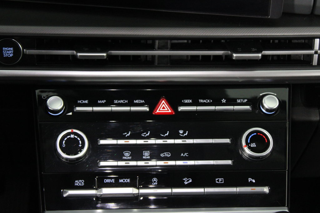 Certified 2026 Hyundai Santa Fe SE FWD image 22