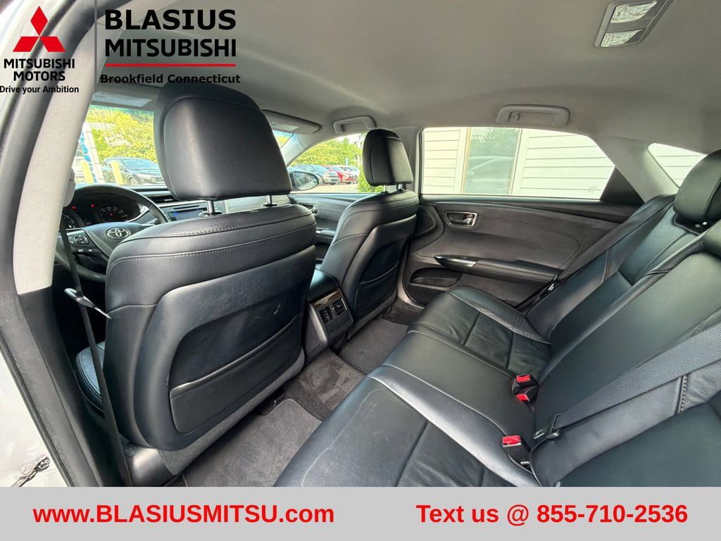 Used 2013 Toyota Avalon XLE FWD image 36