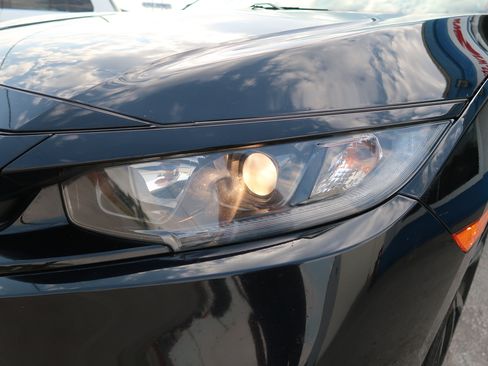 Used 2020 Honda Civic Sport image 37