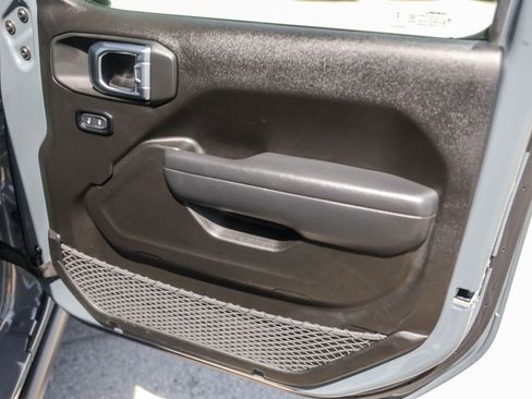 Used 2025 Jeep Wrangler Unlimited Sport S 4xe image 27