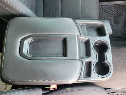 Used 2020 Chevrolet Silverado 1500 Custom w/ Custom Value Package RWD image 20