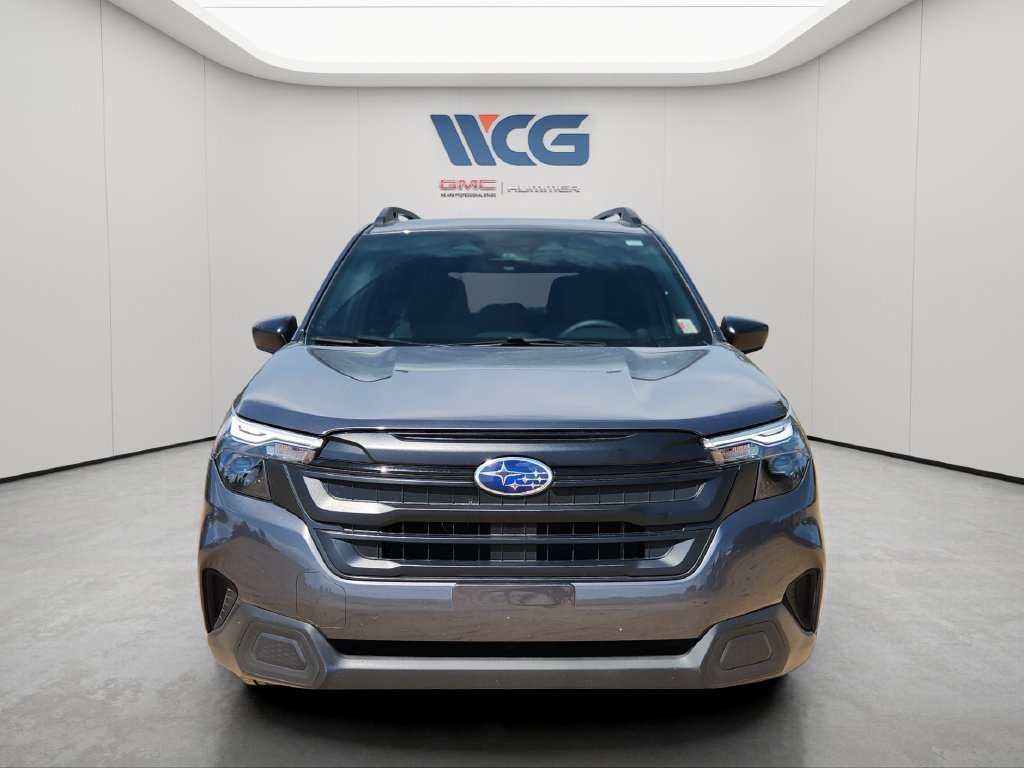Used 2025 Subaru Forester AWD/4WD image 6